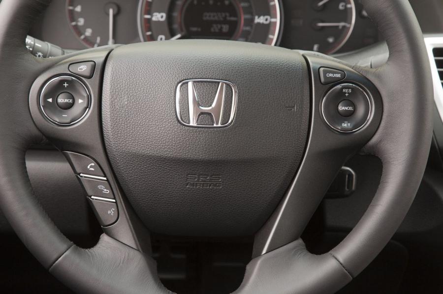  Honda Accord Sport Sedan 2013 года  (фото 42 из 147)